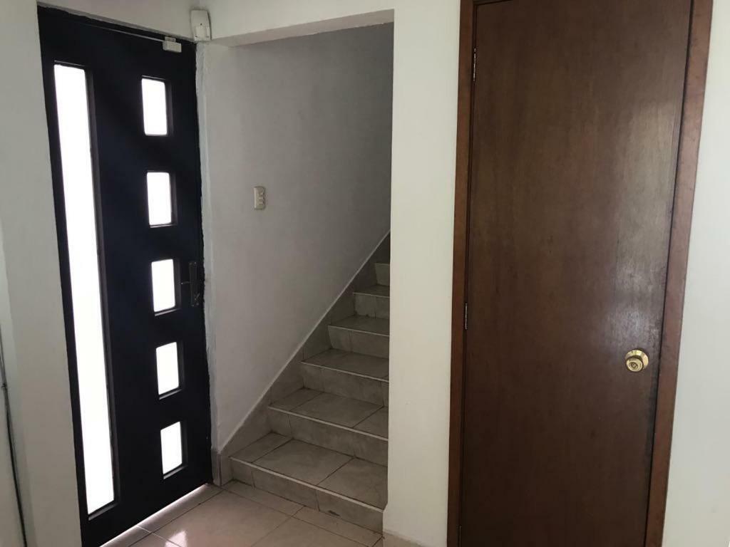 Dcr International Suites Homestay